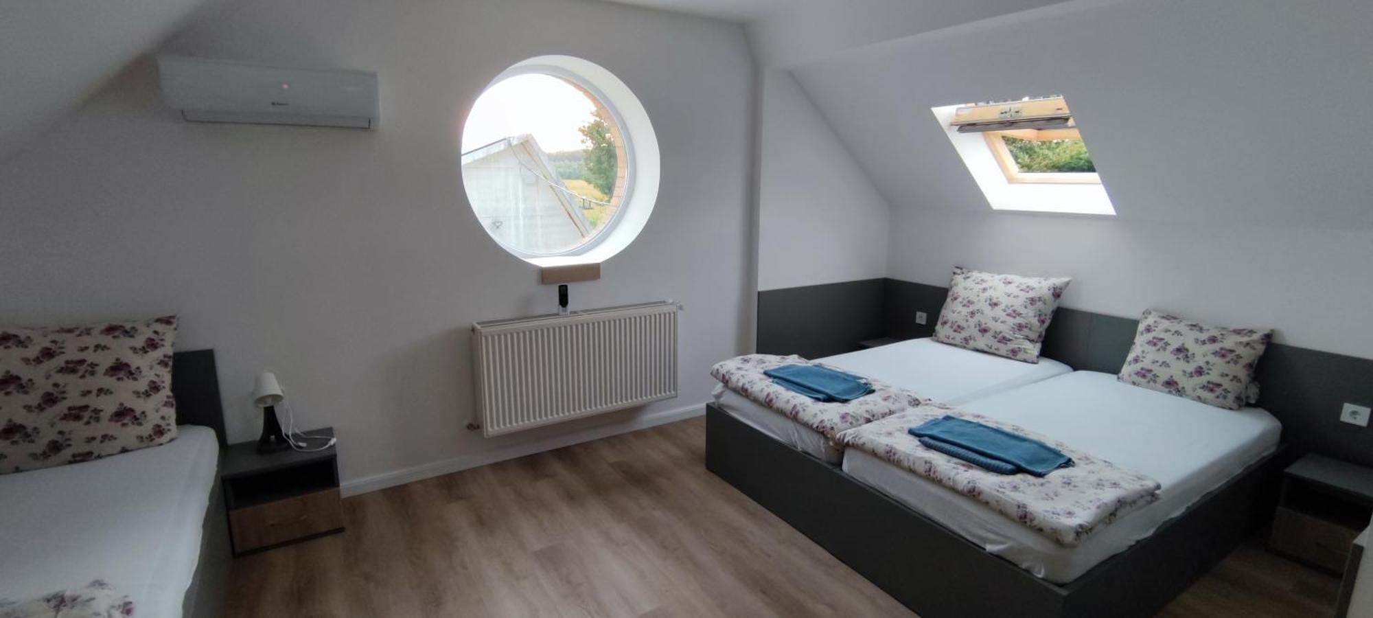 Village Garden Family Guest House Tiszakanyár Δωμάτιο φωτογραφία